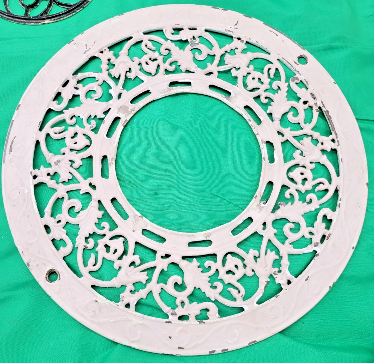 Antique Cast Iron Ornate Floral Vent Grate Round Decorative Register Cover Vinta - Image 1