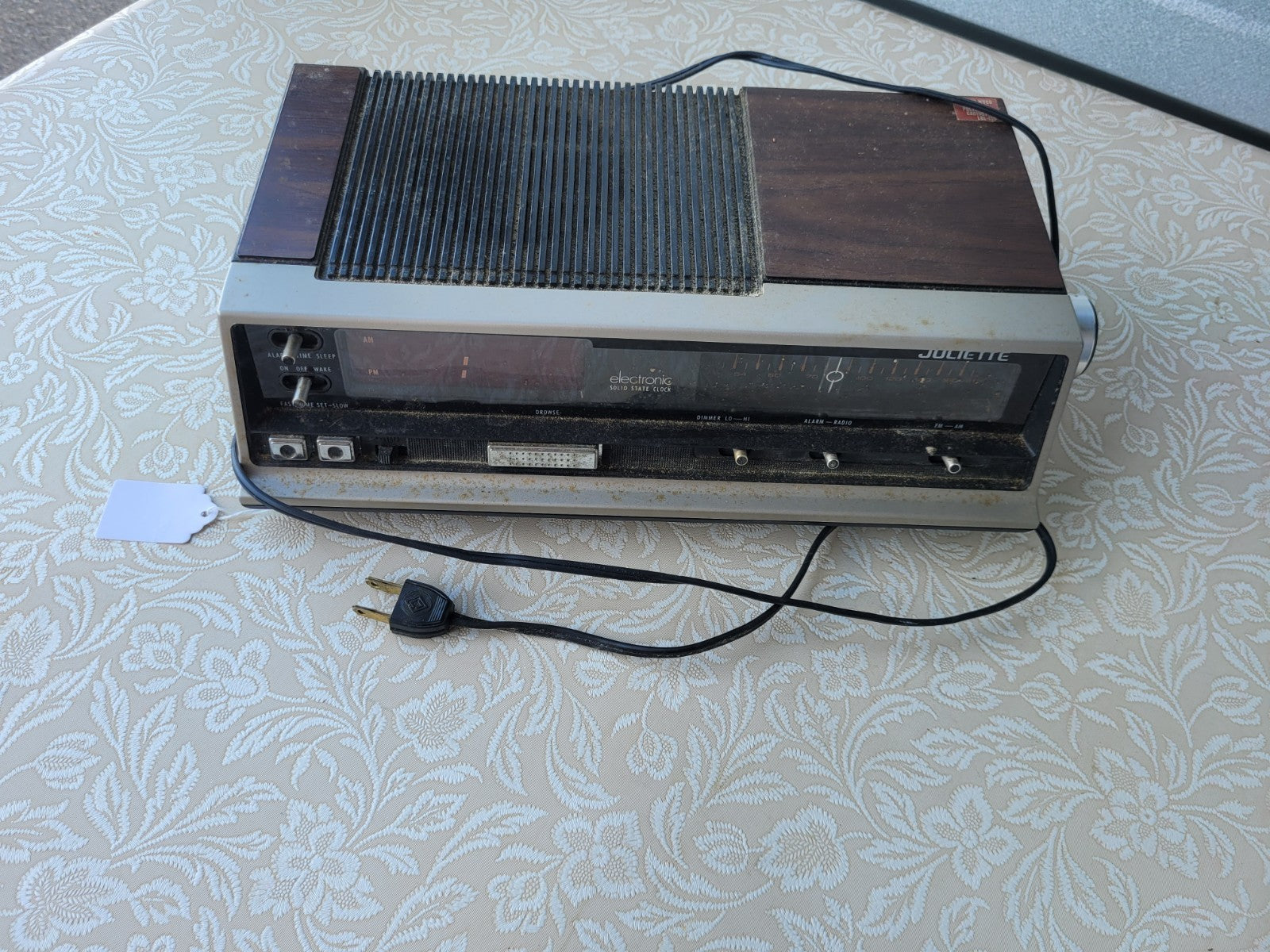 Vintage Juliette AM/FM Digital Clock Radio – Electronic Solid State – Mid-Centur - Image 1