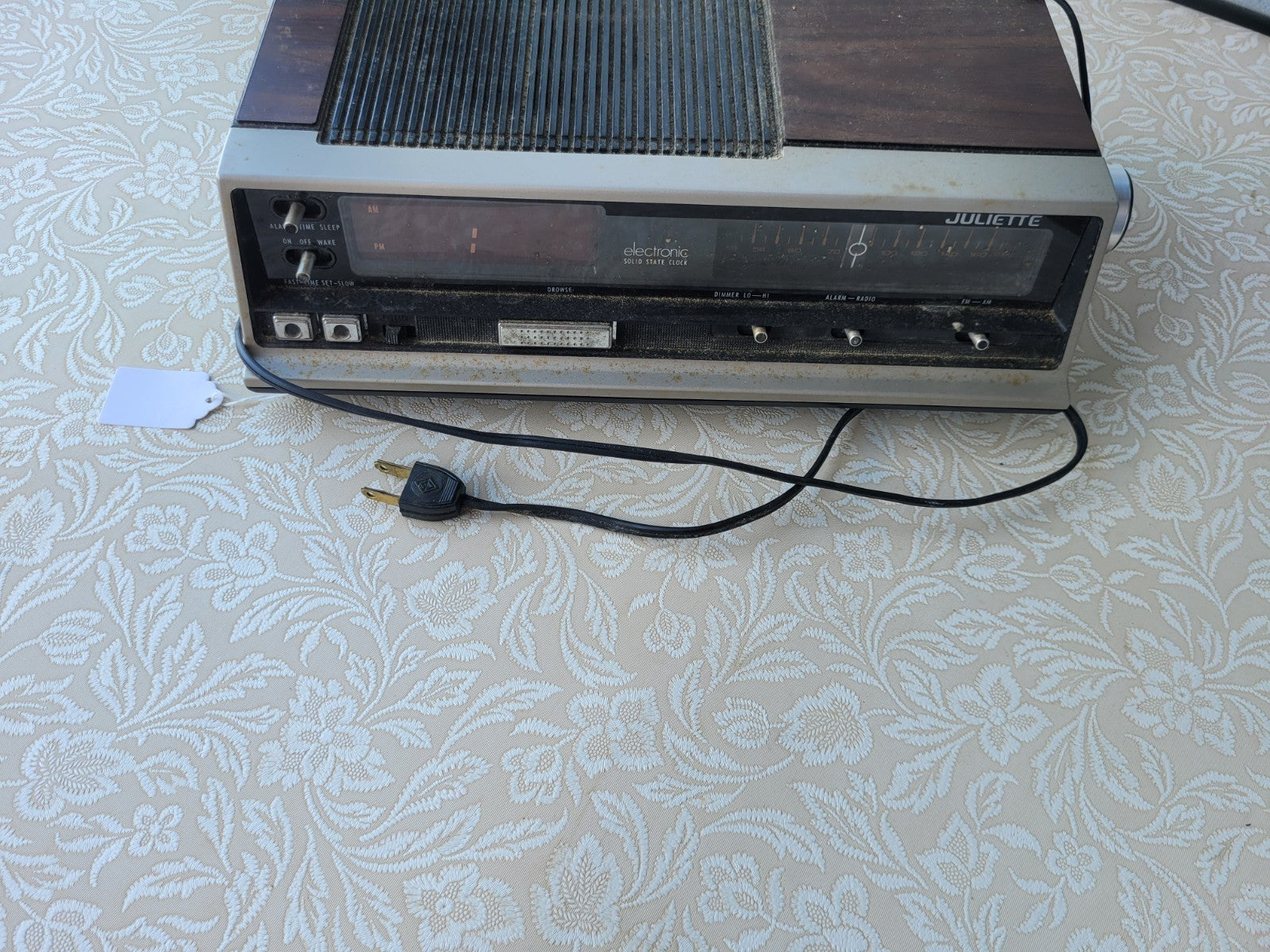 Vintage Juliette AM/FM Digital Clock Radio – Electronic Solid State – Mid-Centur - Image 2
