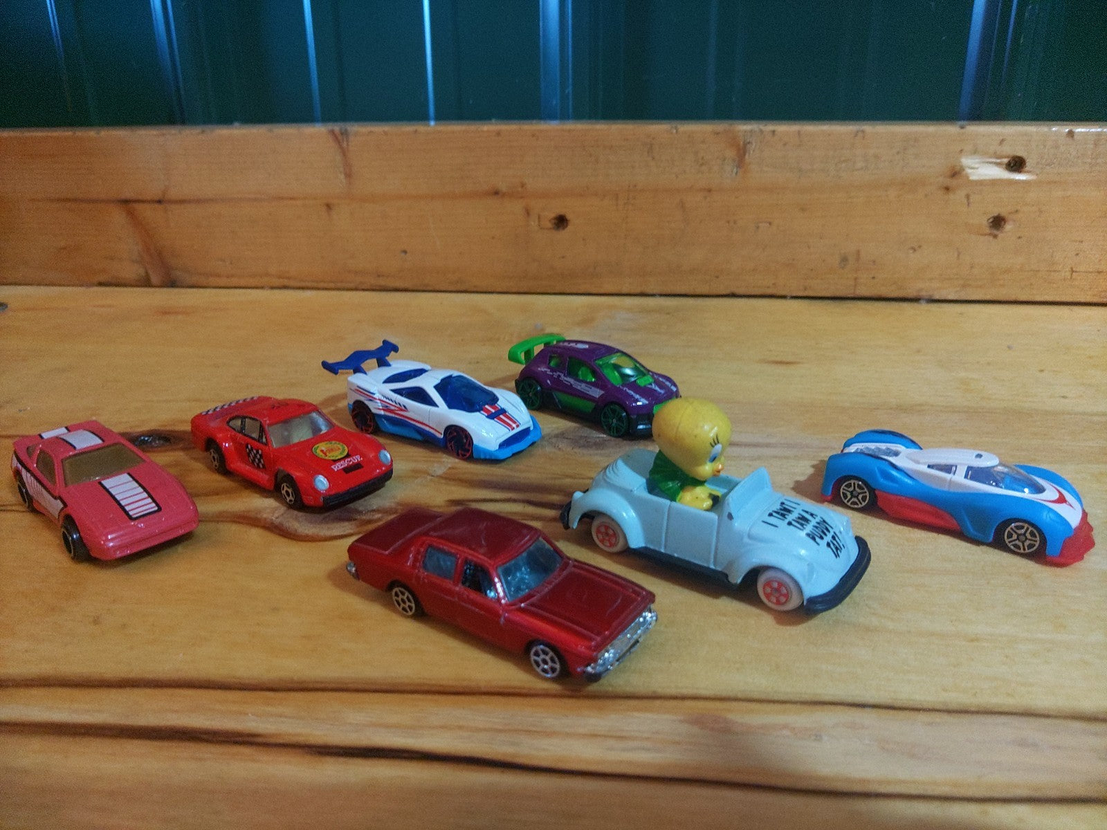 Hot Wheels & Die-Cast Vehicle Lot – 8 Cars | Porsche, Tweety, Race Cars, Mixed C - Image 1