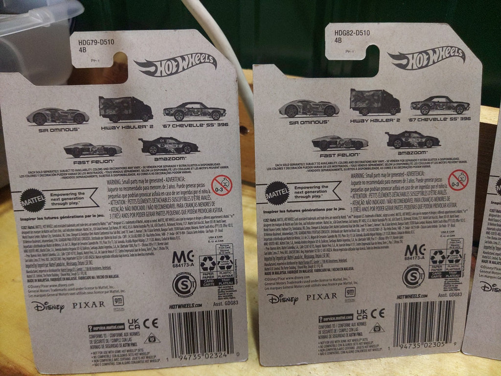 2022 Hot Wheels Disney Pixar LIGHTYEAR (Complete set of 5) - Image 4
