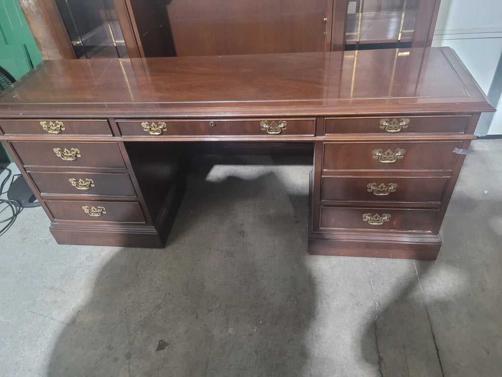 Traditional Executive Desk & Lighted Display Hutch Set – Solid Wood - Image 6