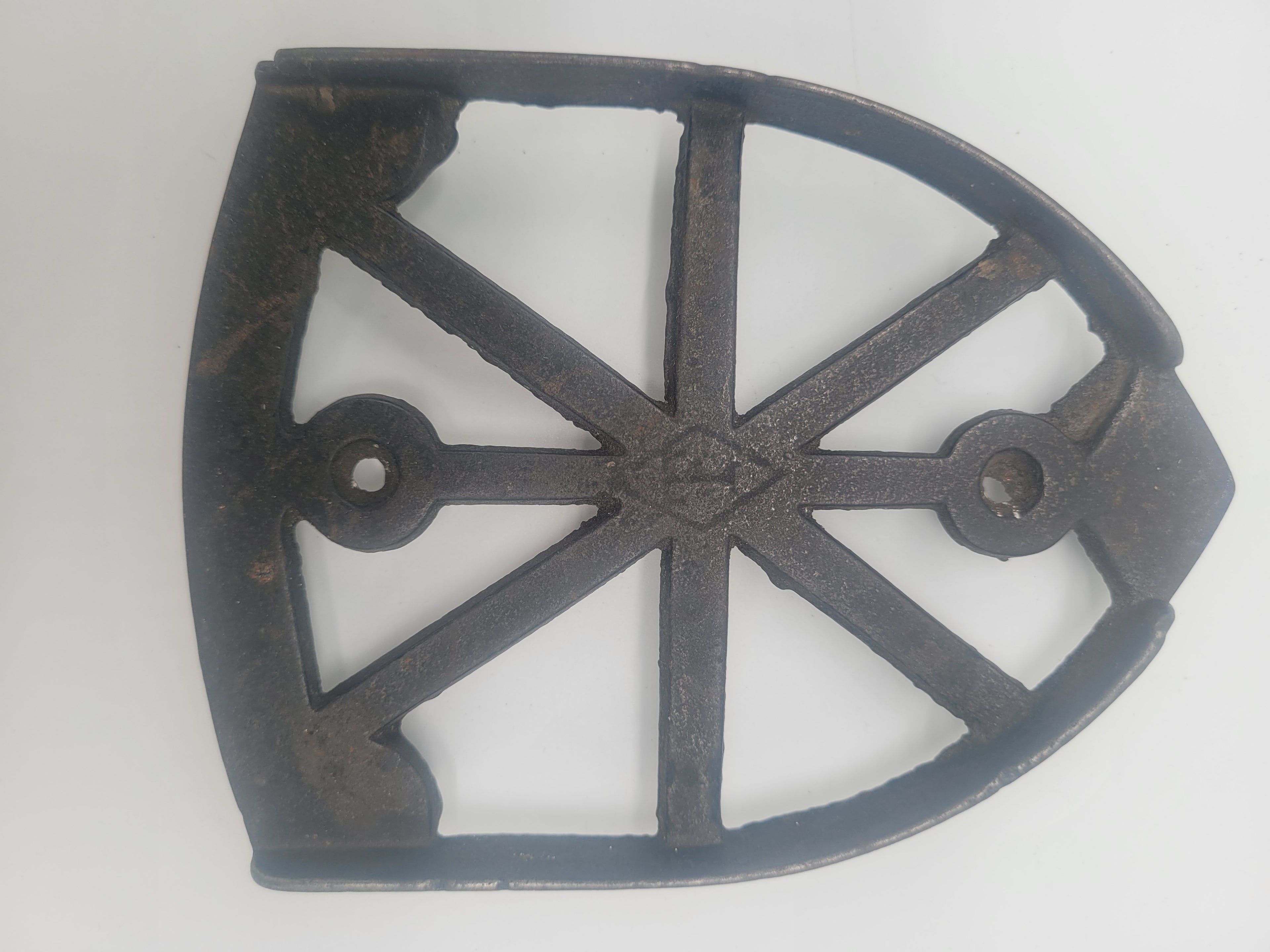 Antique Cast Iron Sad Iron Trivet / Rest – Primitive Farmhouse Décor - Image 3