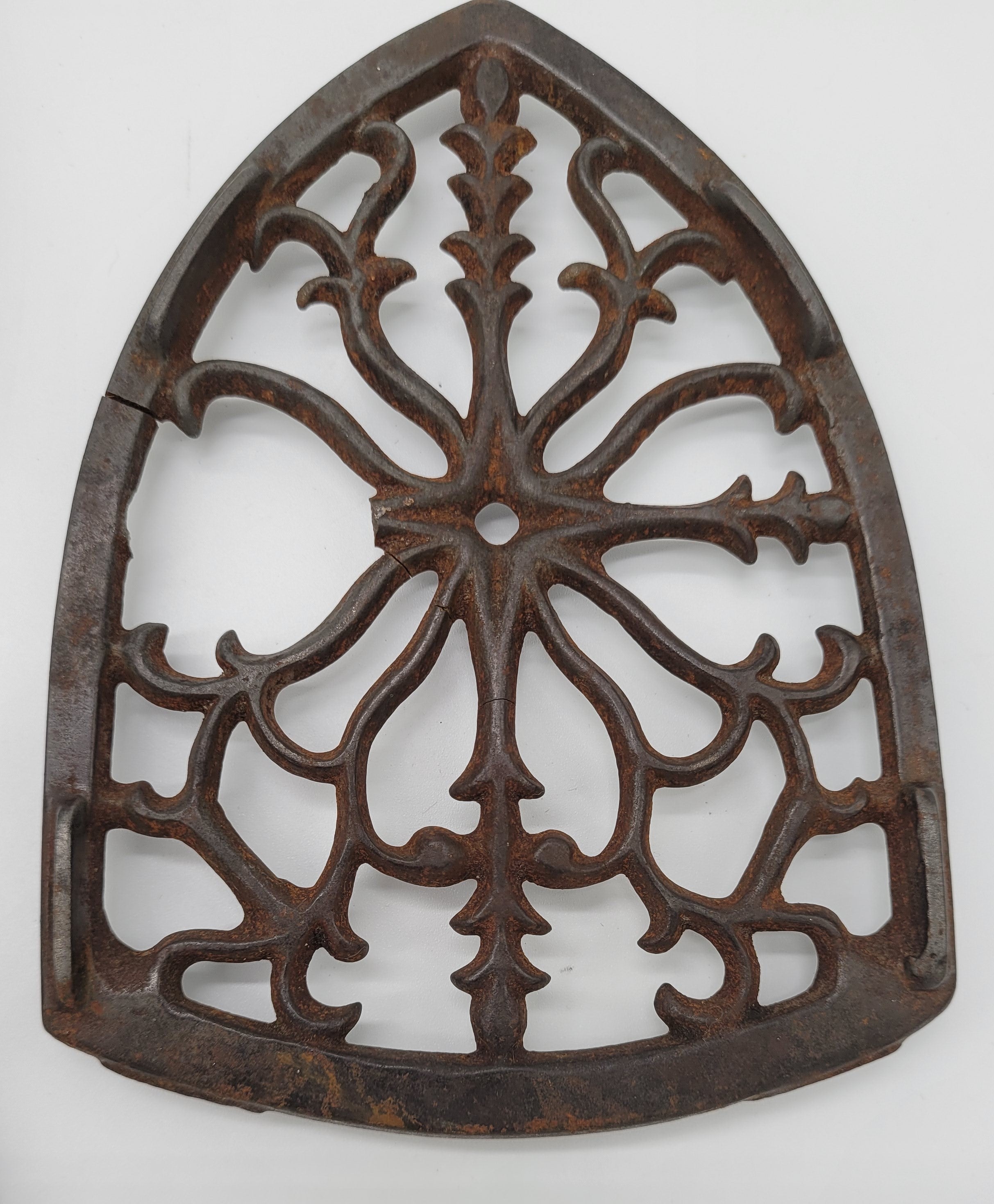 Antique Cast Iron Sad Iron Trivet – Ornate Floral / Gothic Design – Primitive Decor - Image 2