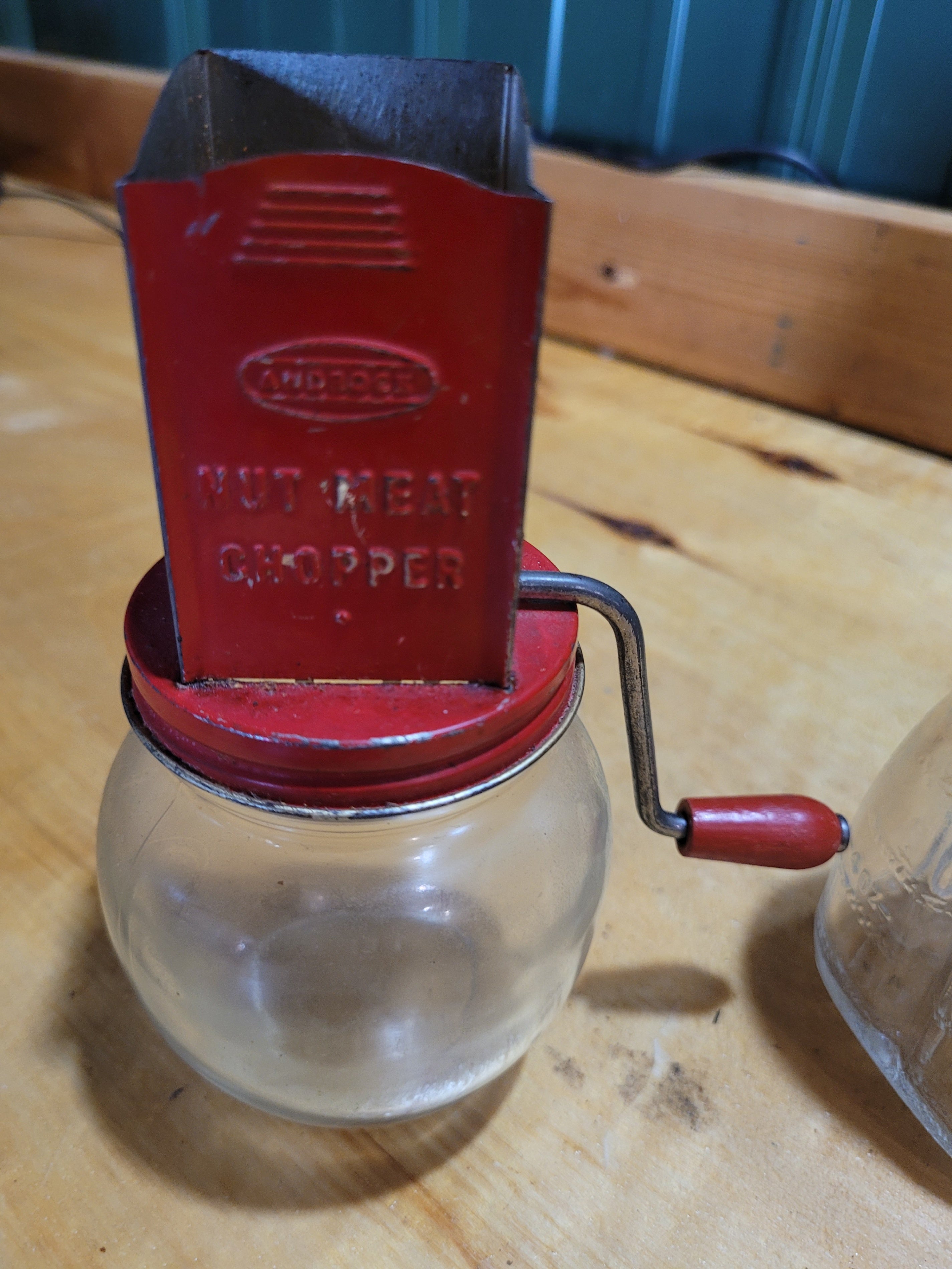 Vintage Androck Nut Meat Chopper with Glass Jar – Hand Crank Food Chopper - Image 2