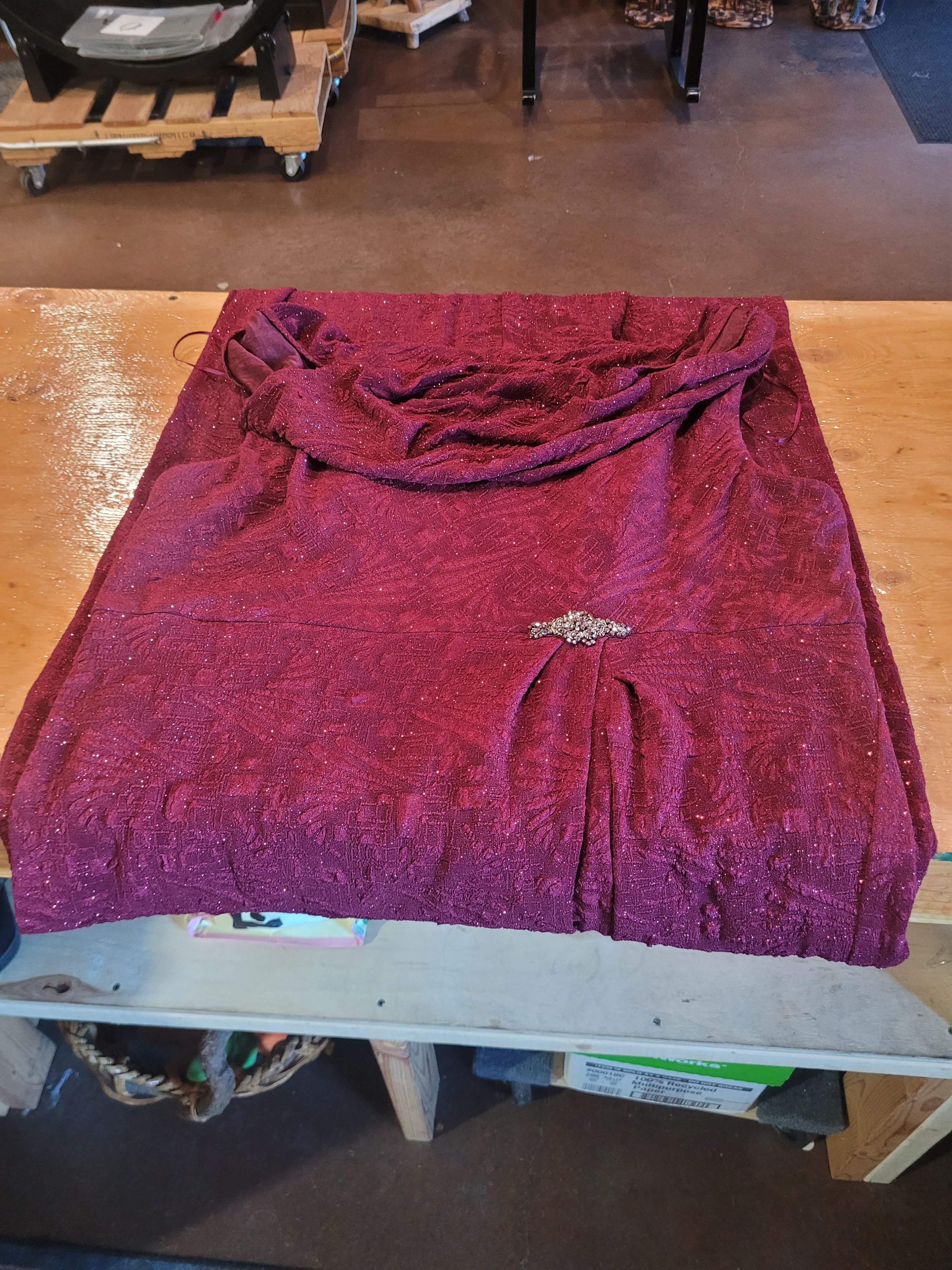 Alex Evenings Burgundy Mother of the Bride/Groom Formal Dress – Women's Size 20W - Image 1