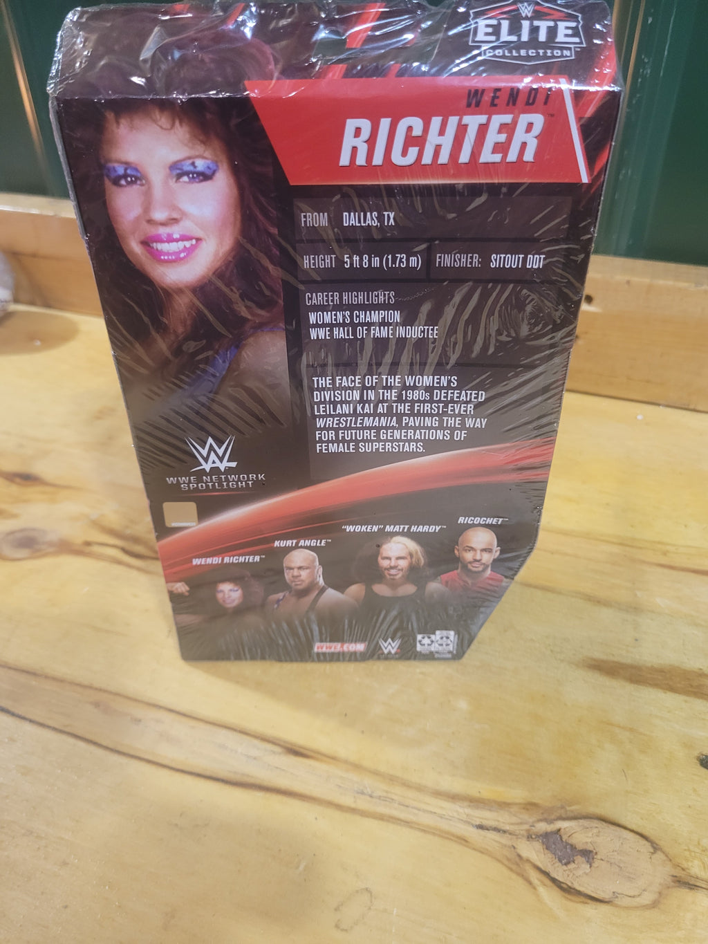 WWE Elite Collection Wendi Richter Action Figure – Network Spotlight – New in Package - Image 2