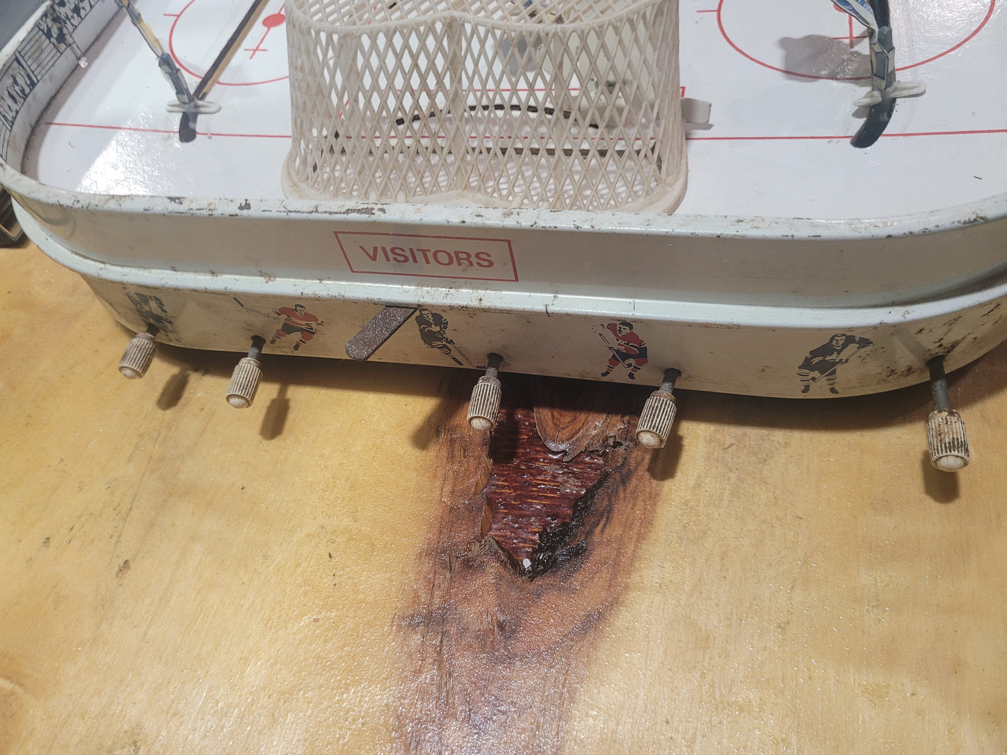 Vintage NHL Pee-Wee Table Hockey Game – Metal Board Game – Made in Canada