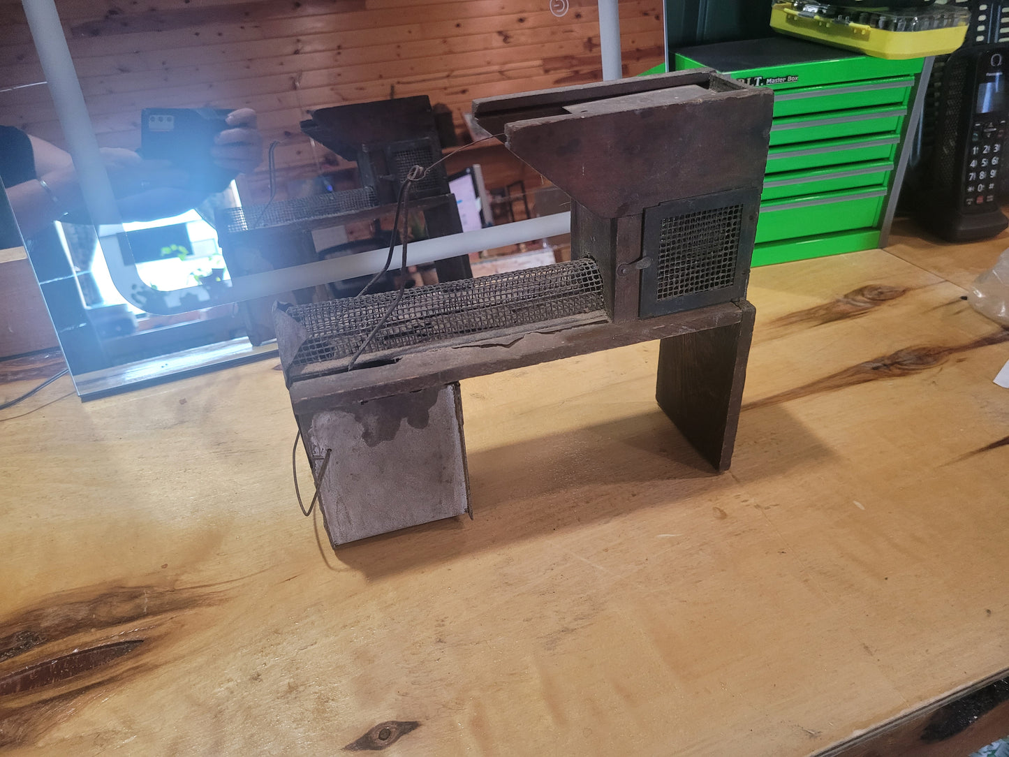 Vintage Wooden Humane Mouse Trap – Primitive Farmhouse Rodent Trap