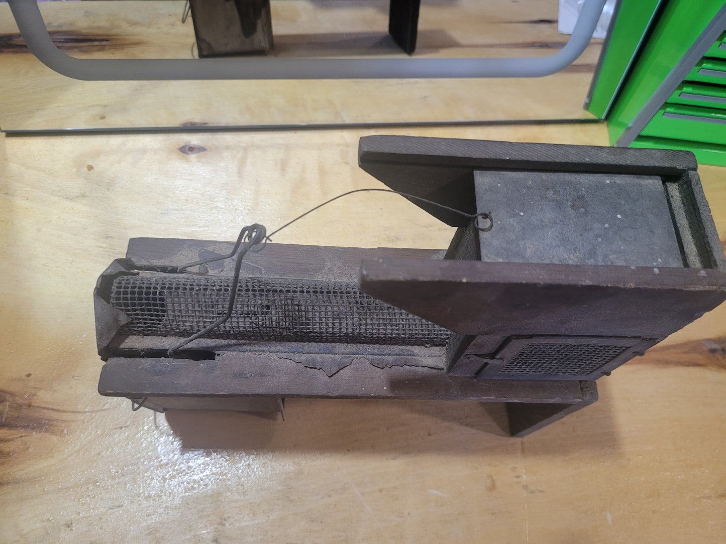 Vintage Wooden Humane Mouse Trap – Primitive Farmhouse Rodent Trap