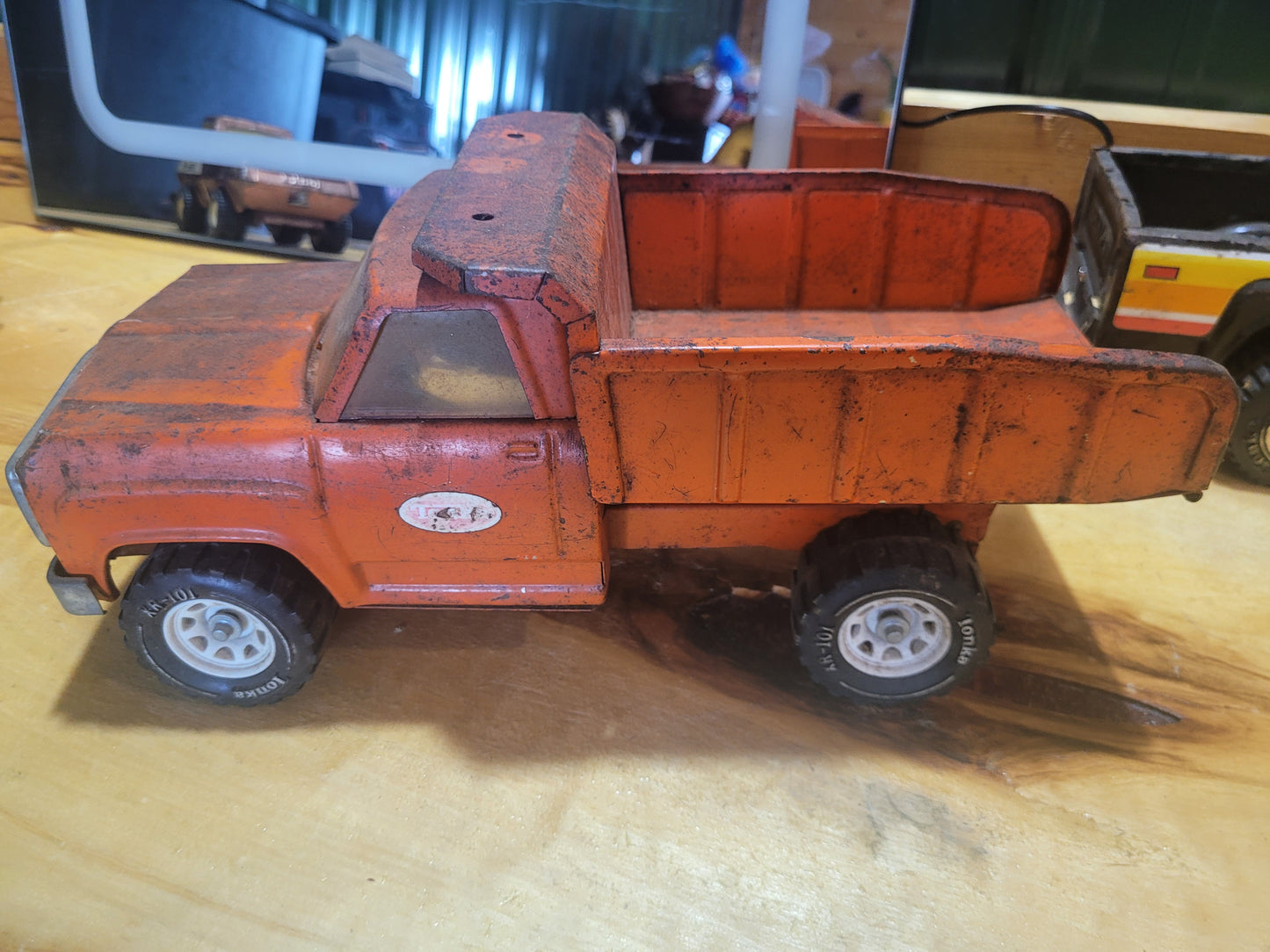 Vintage Tonka Pressed Steel Dump Truck – Orange – Classic Toy Truck