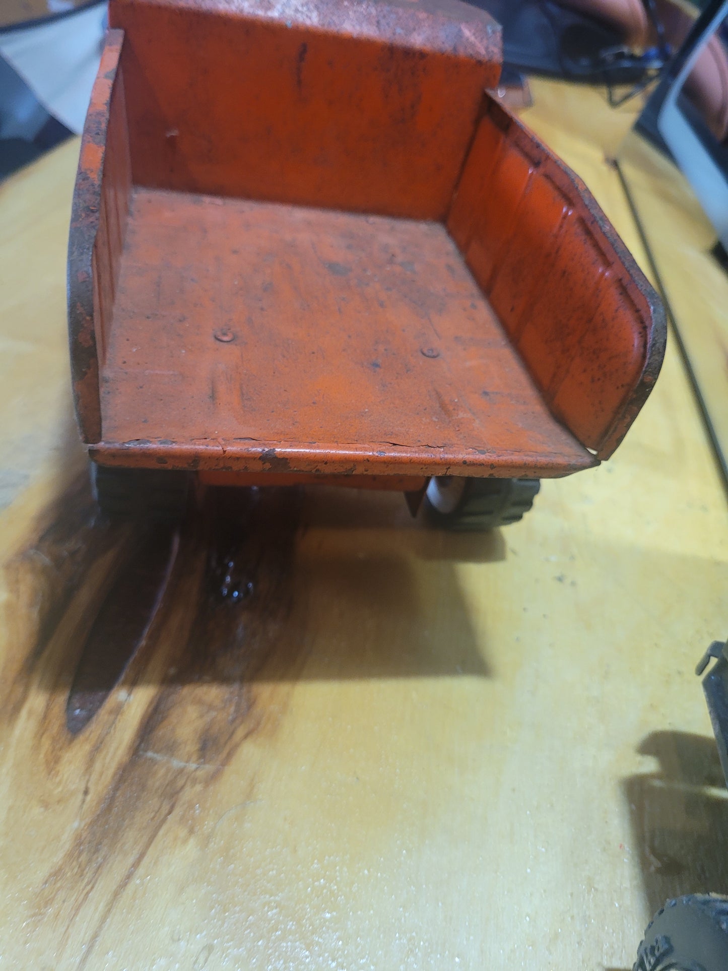 Vintage Tonka Pressed Steel Dump Truck – Orange – Classic Toy Truck