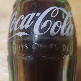 Vintage Coca-Cola 61⁄2 oz Green Glass Bottle with Original Cap (1958) – Full Bottle