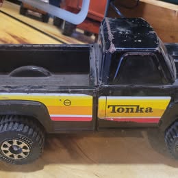 Vintage Tonka Black Pickup Truck – Pressed Steel Toy – Made in USA