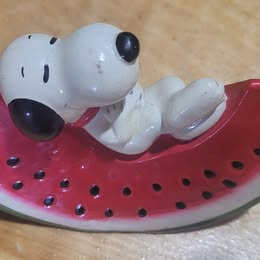 Vintage Snoopy Watermelon Coin Bank – 1958/1966 United Feature Syndicate