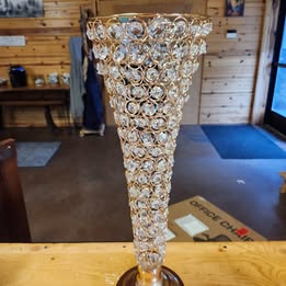 Crystal Trumpet Vases – Elegant Wedding/Event Centerpieces (Set Available)