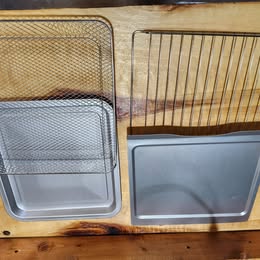 Beautiful Infrared Air Fryer Toaster Oven (With Dented Side)