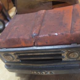 Vintage Tonka Pressed Steel Dump Truck – Orange – Classic Toy Truck